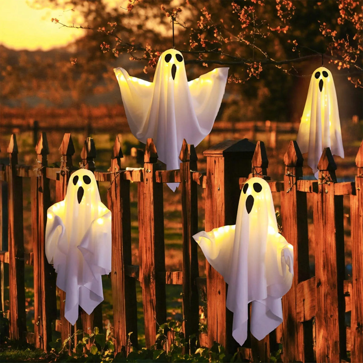 Fantasma Suspenso de Halloween — 50 × 40 cm