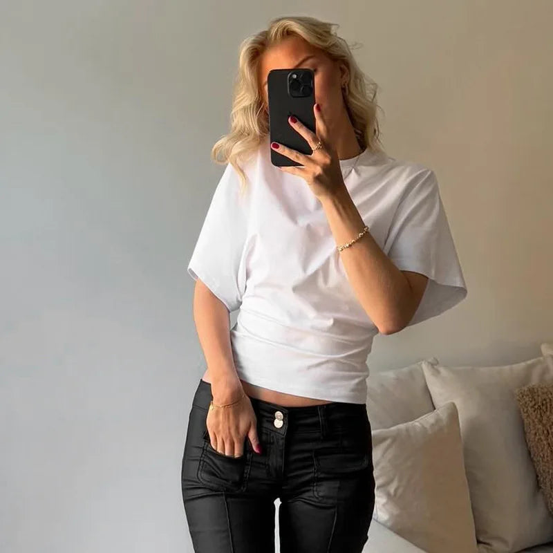 Essential — T-shirt Cropped de Corte Solto