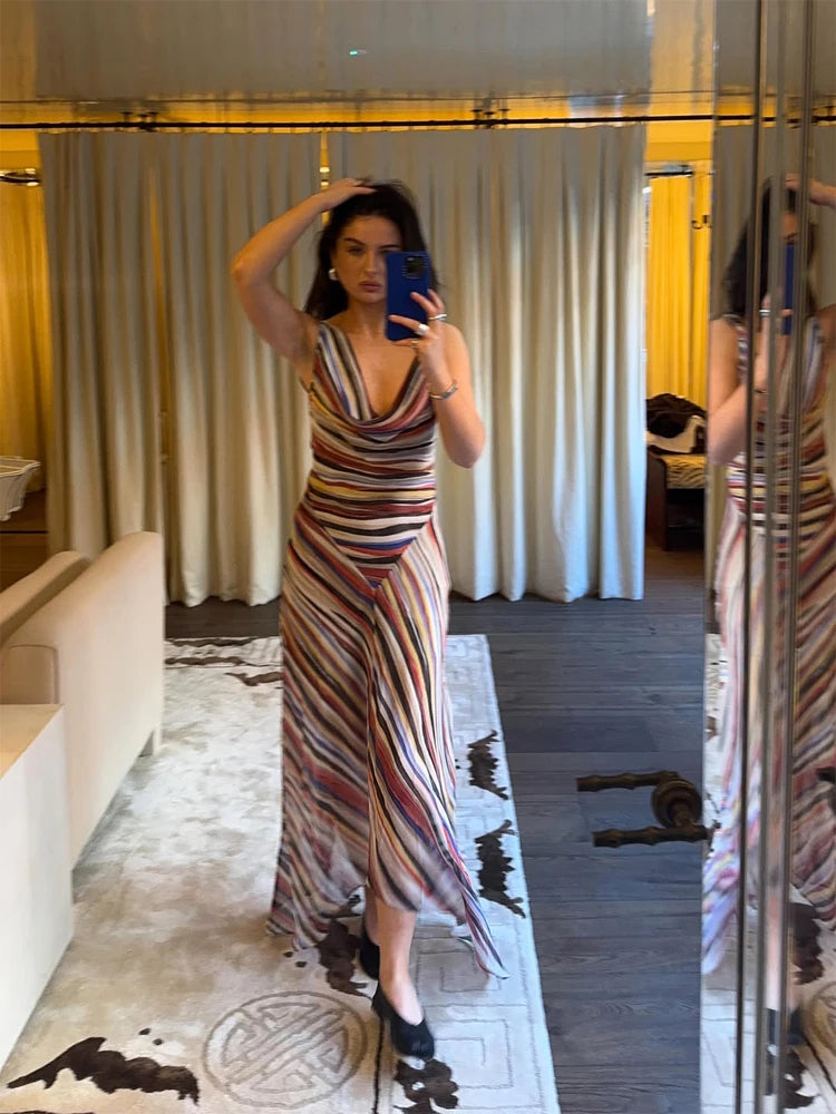 Vestido Longo de Alças com Estampado
