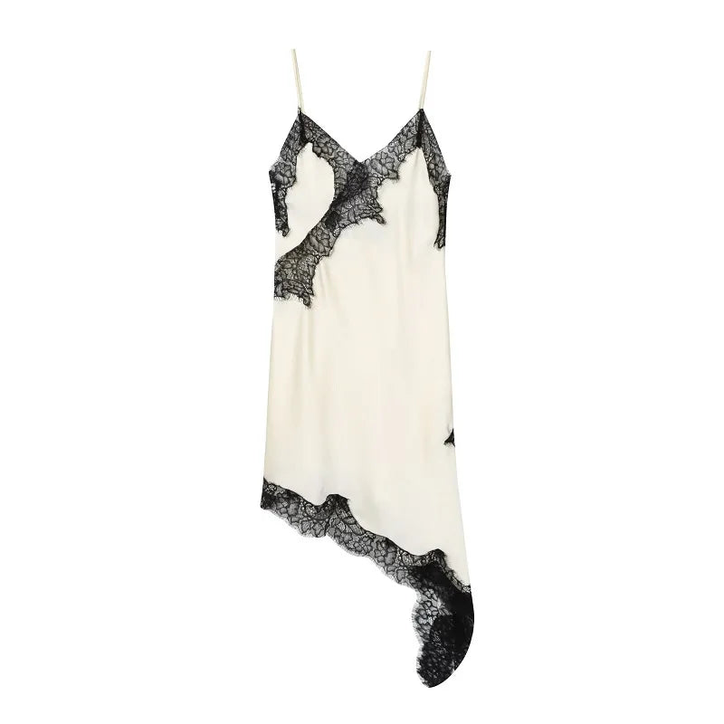 Vestido Curto Acetinado com Renda e Bainha Assimétrica