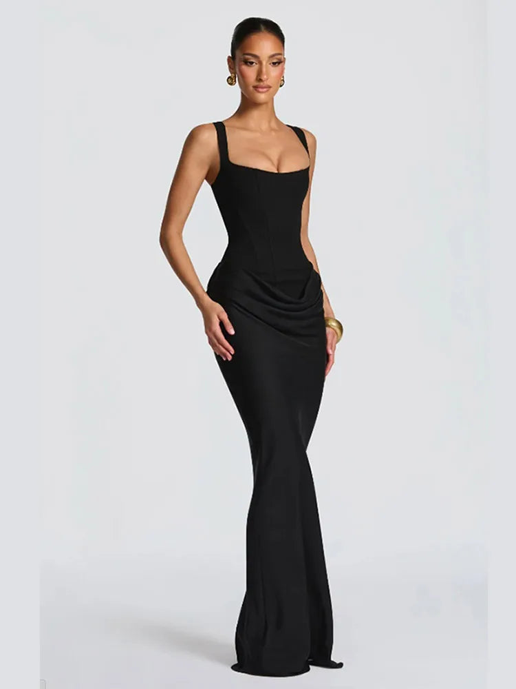 Vestido sem Alças Drapeado com Racha