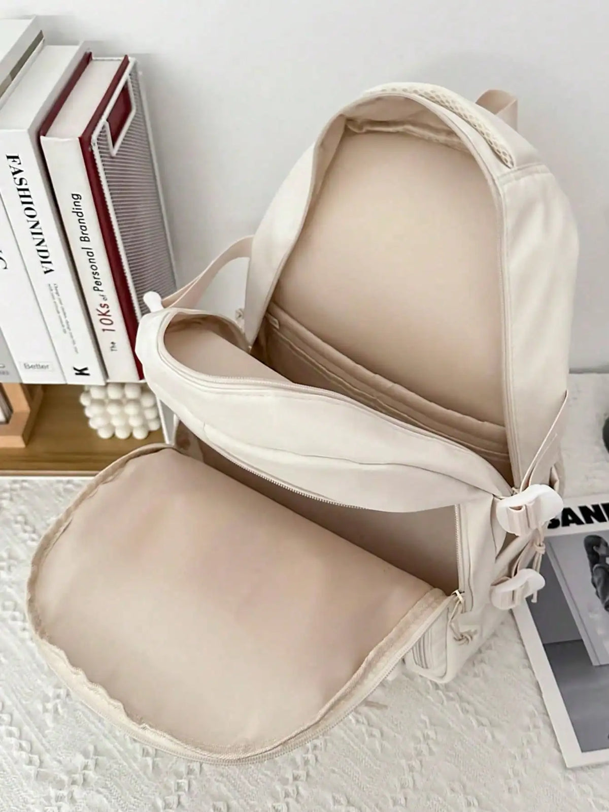 Mochila Urbana em Nylon com Compartimento para Portátil
