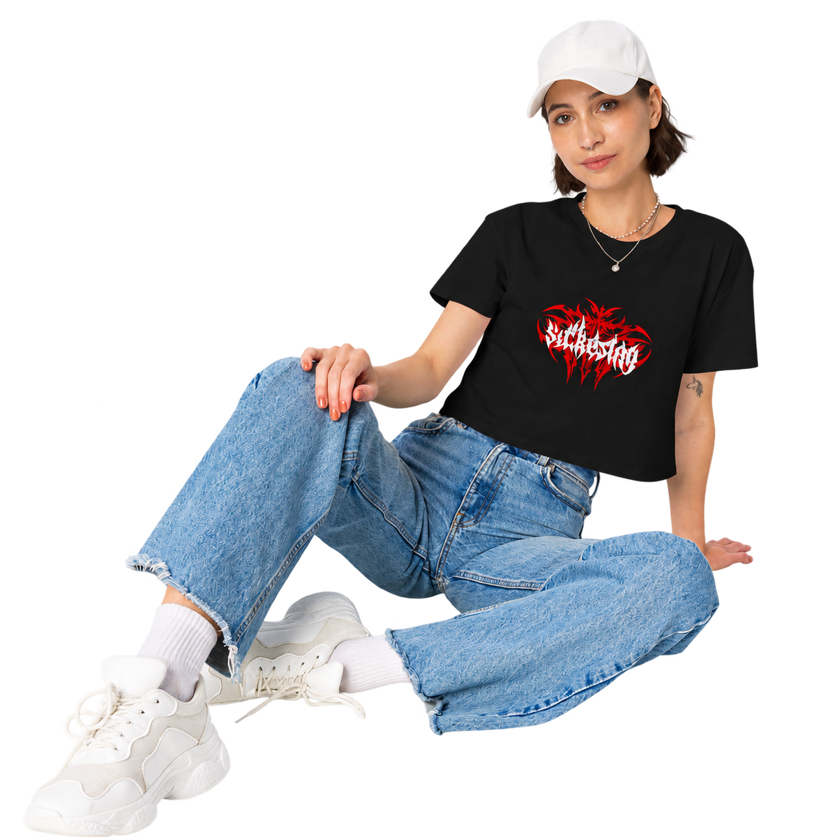 Vista frontal — Red Tribal — T-shirt Cropped Preta BluNook